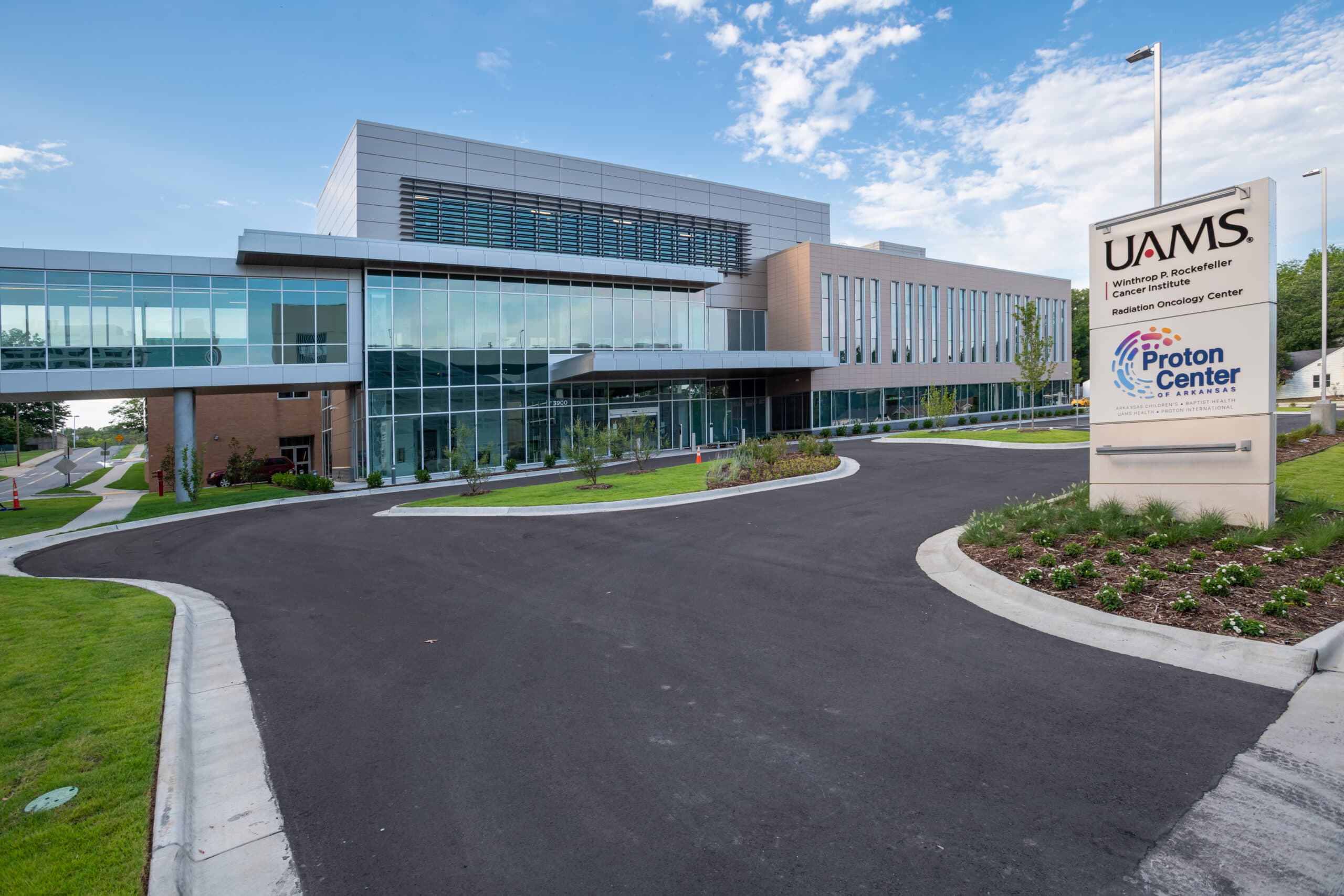 UAMS Winthrop P. Rockefeller Cancer Institute